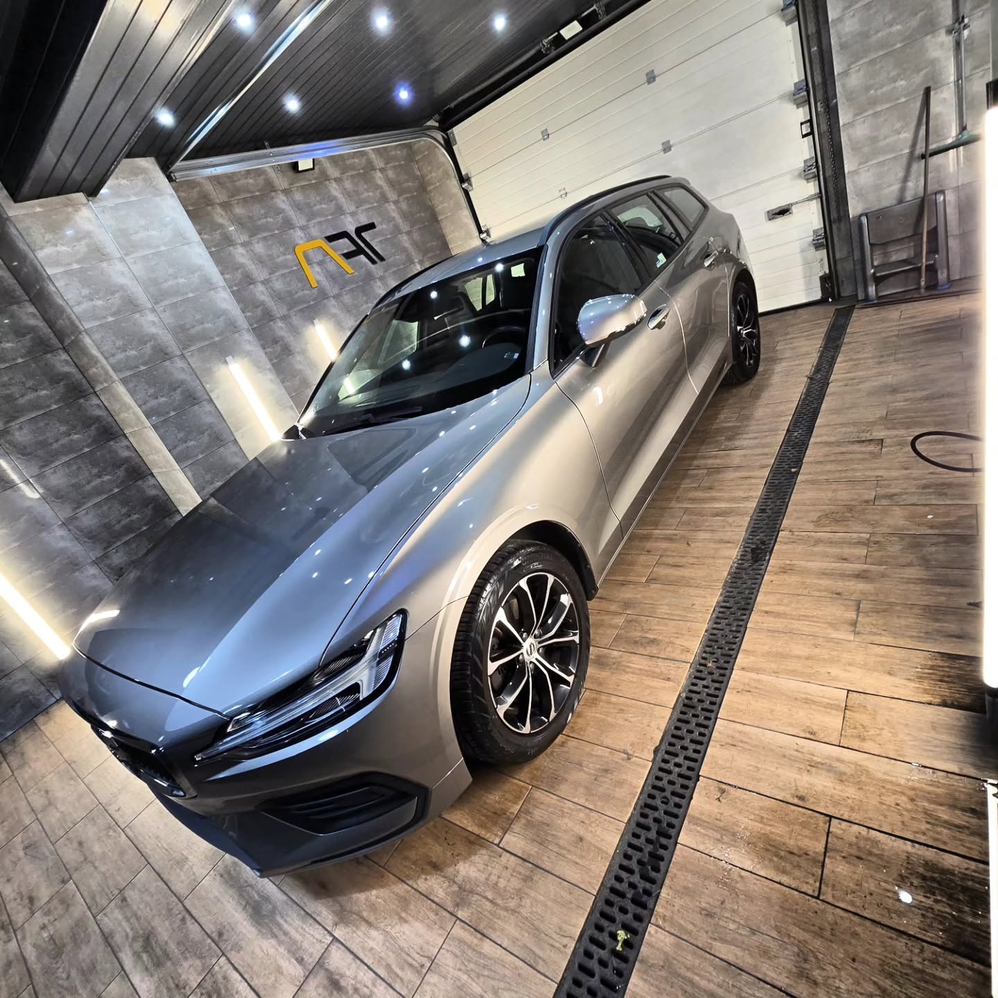 Volvo V60 Perfekcja w każdym detalu - zdjęcie 6